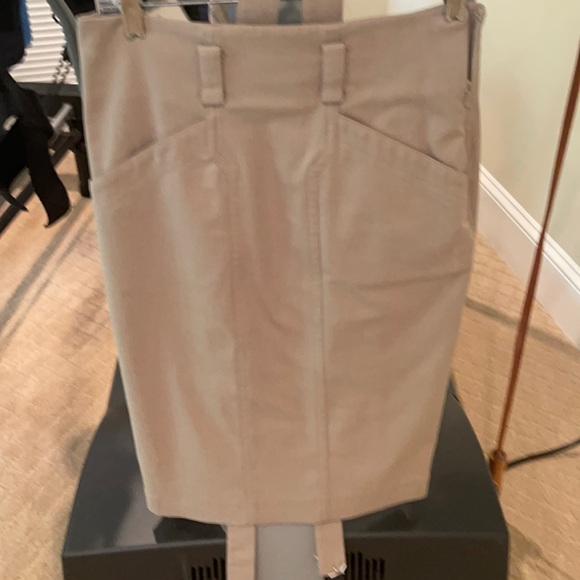 Khaki midi skirtGreat detail - Picture 1 of 1